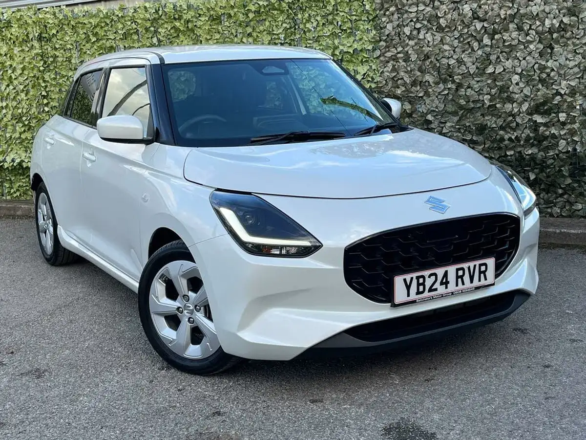 2024-suzuki-swift-12-motion-big-0