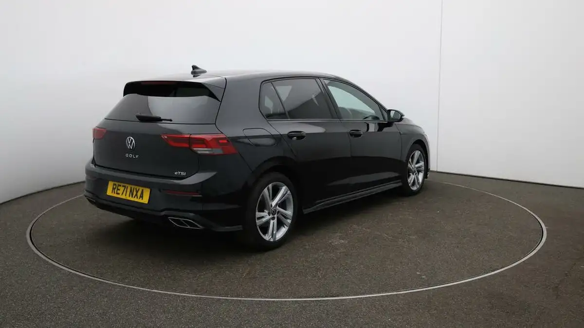 2021-volkswagen-golf-15-etsi-r-line-150ps-hatchback-big-54