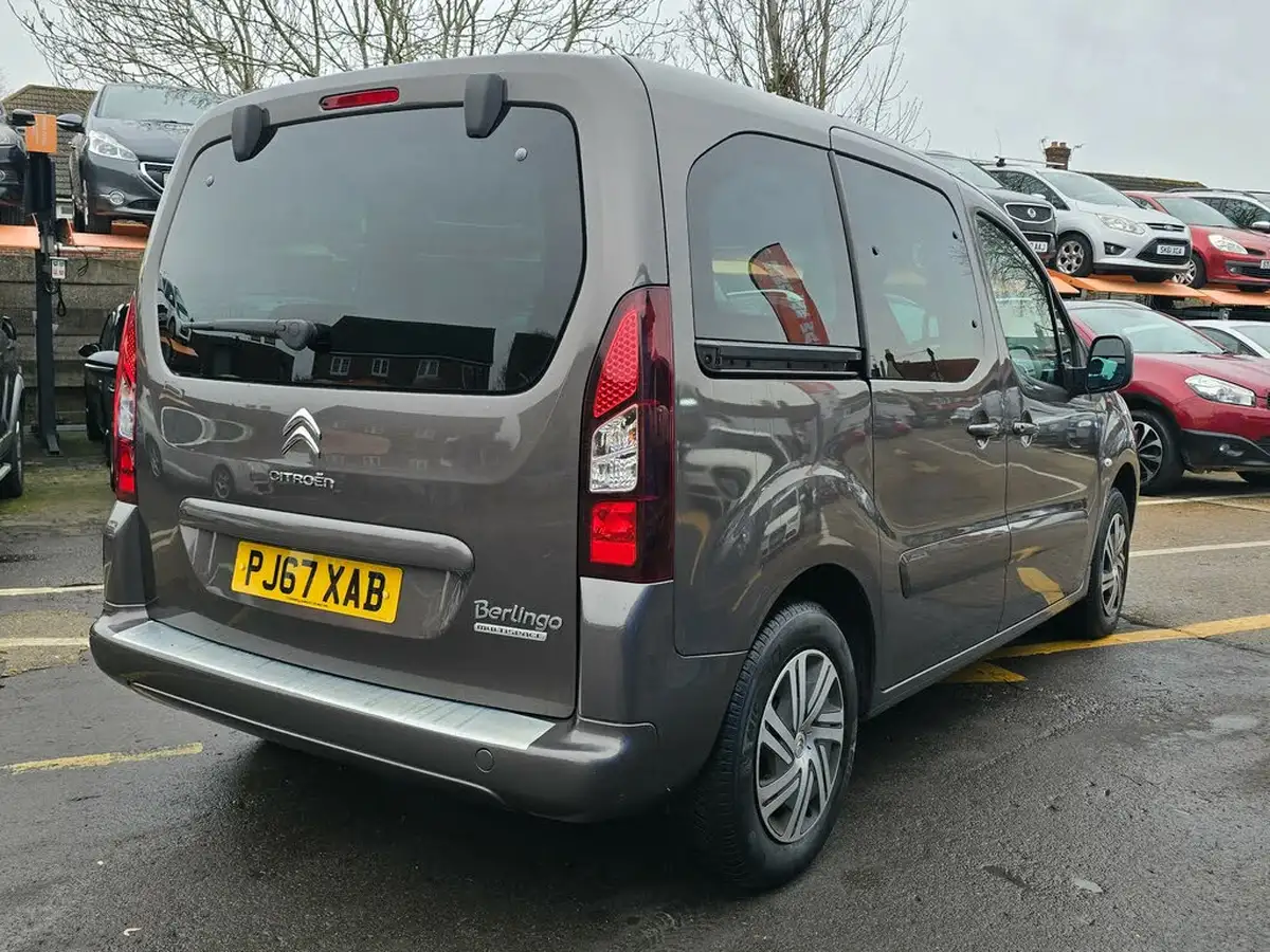 2018-citroen-berlingo-12-puretech-multispace-feel-big-27