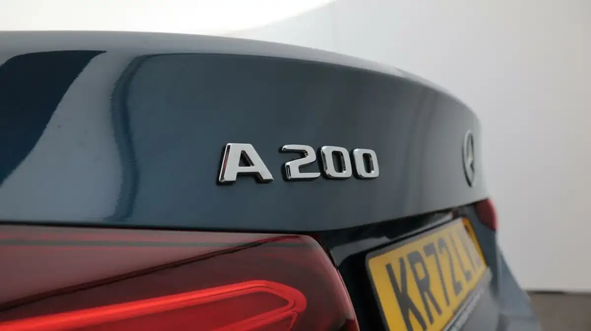 2022-mercedes-benz-a-class-13-a200-amg-line-premium-saloon-4d-big-22