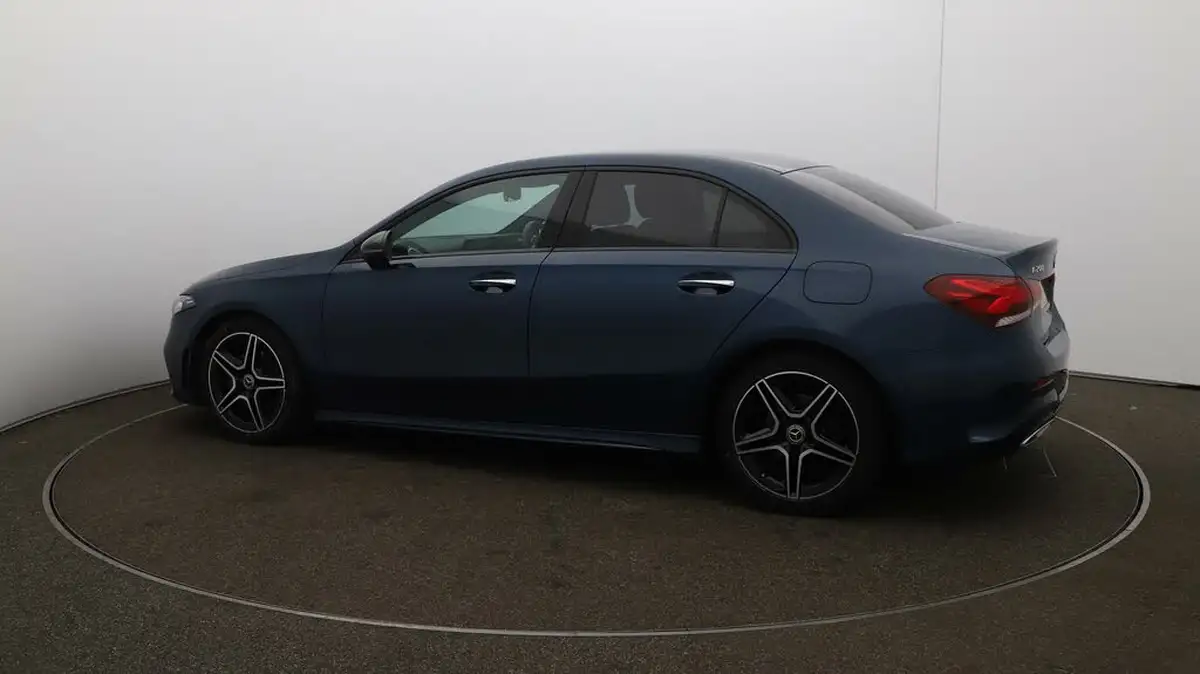 2022-mercedes-benz-a-class-13-a200-amg-line-premium-saloon-4d-big-40