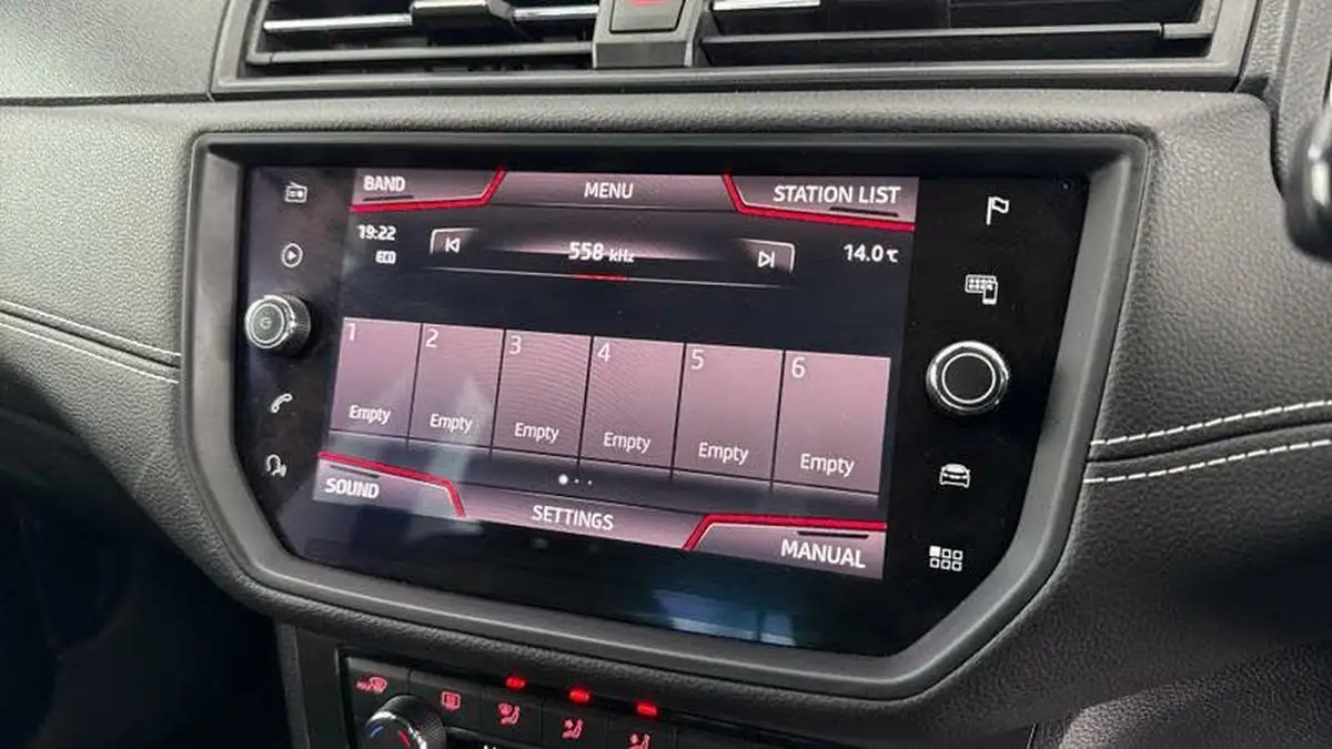 2019-seat-arona-10-tsi-xcellence-lux-ss-dsg-big-12