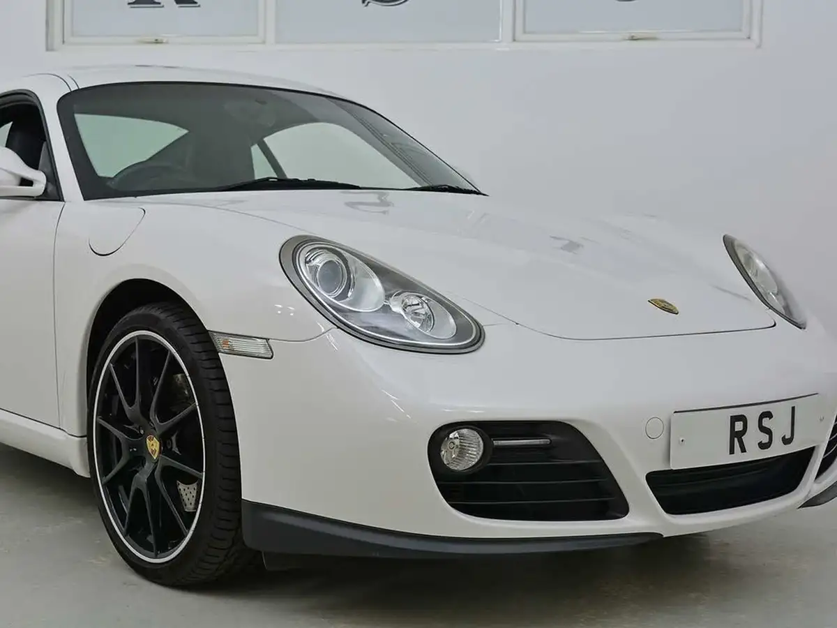 2012-porsche-cayman-29-pdk-big-8