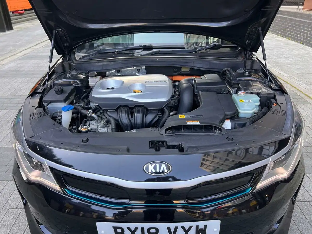 2018-kia-optima-20-gdi-phev-saloon-4d-big-21