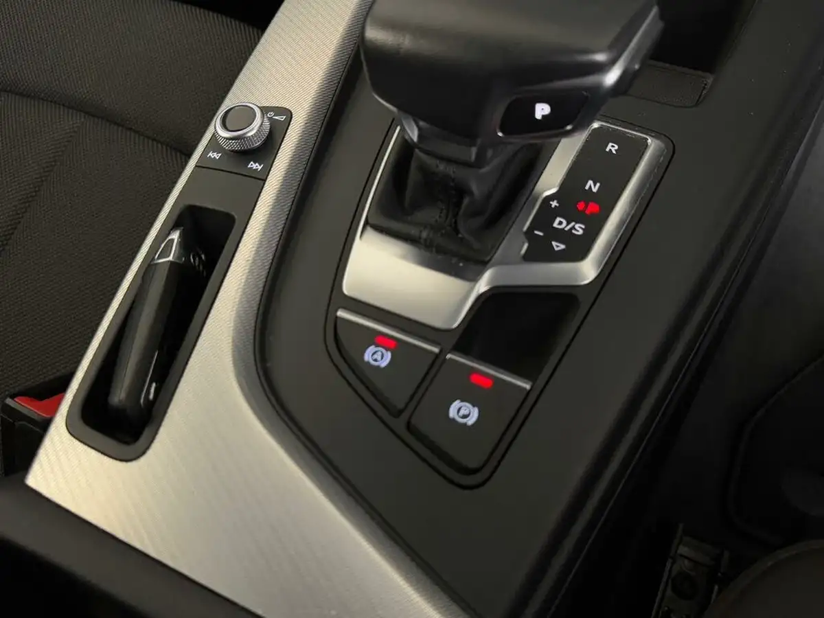 2022-audi-a4-avant-20-35-tdi-technik-big-39