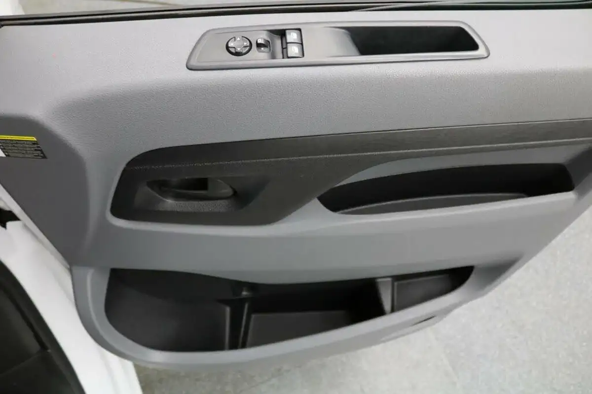 2021-peugeot-expert-e-professional-standard-75kwh-panel-big-63