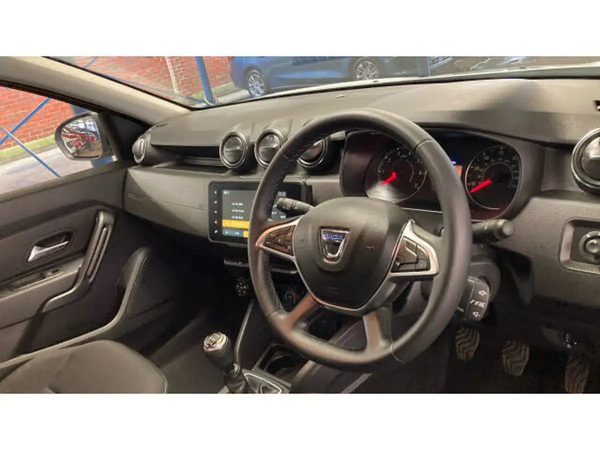 2022-dacia-duster-10-tce-comfort-90hpeu6d-4x2-window-van-big-13