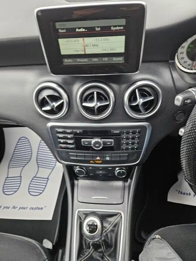 2015-mercedes-benz-a-class-15-cdi-a180-sport-109ps-big-12
