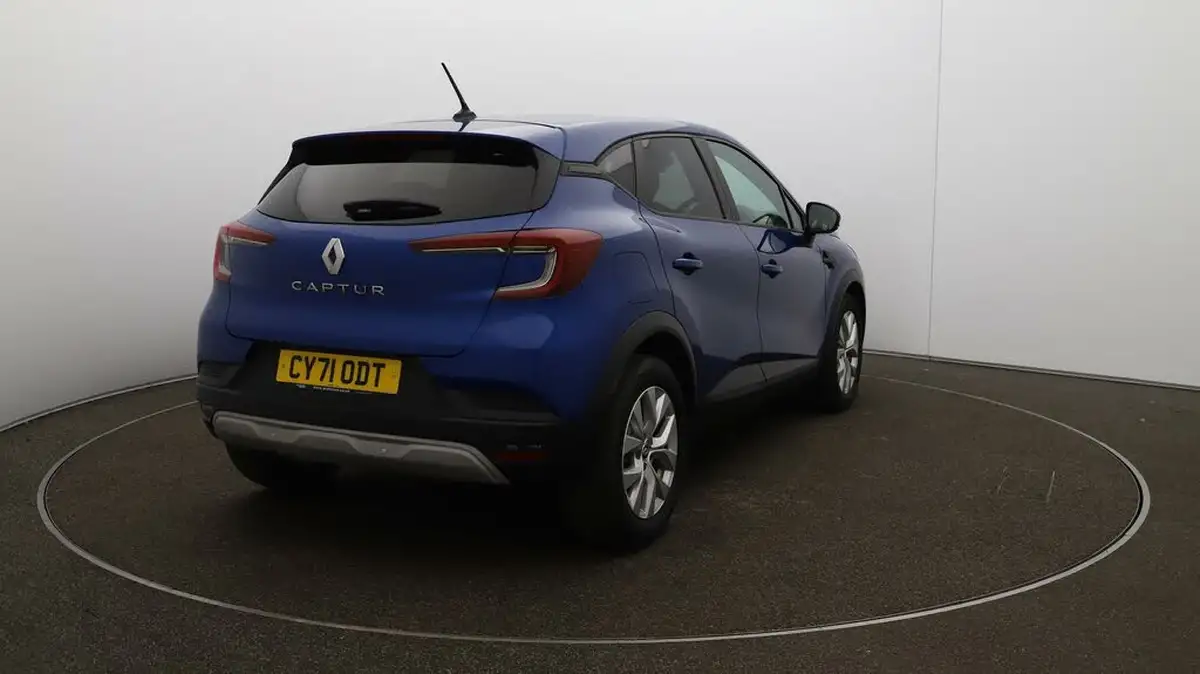 2022-renault-captur-10-tce-iconic-edition-big-51