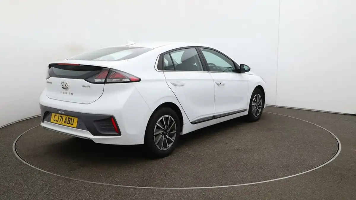2022-hyundai-ioniq-e-premium-electric-big-46