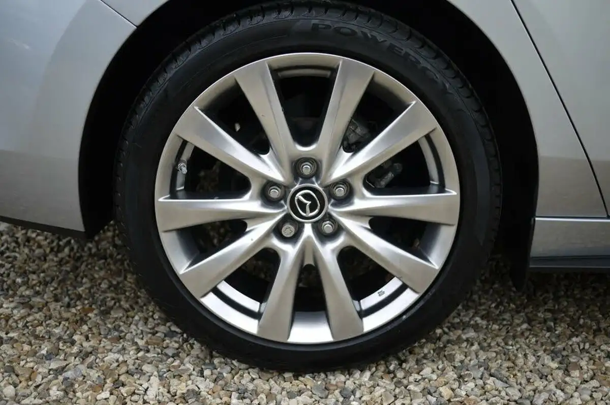 2021-mazda-mazda3-20-sport-lux-186ps-saloon-4d-big-15