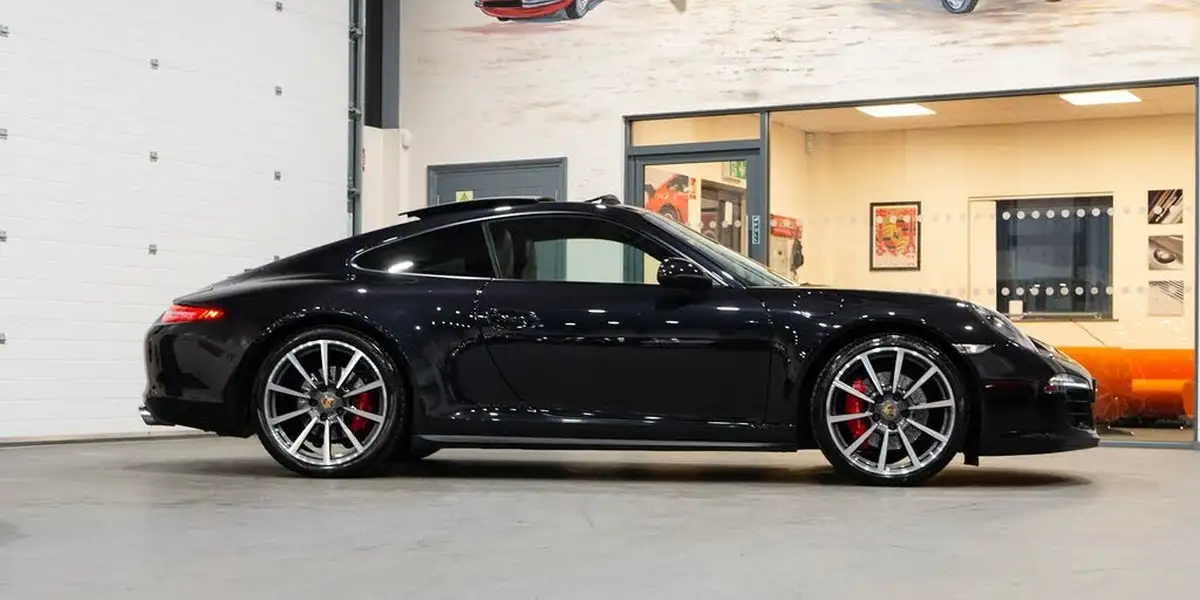 2012-porsche-911-38-carrera-4-s-400bhp-awd-coupe-pdk-big-11