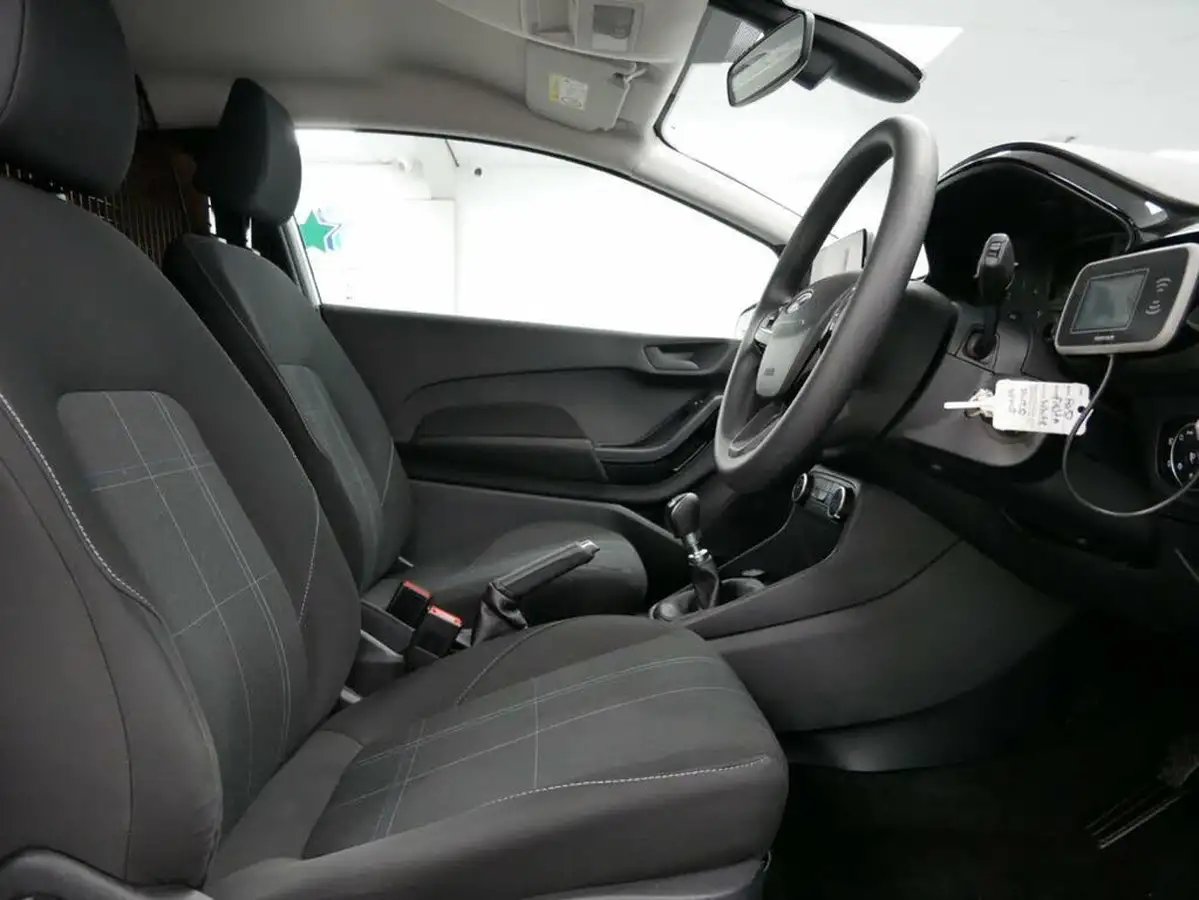 2020-ford-fiesta-15tdci-85pseu6dt-big-11