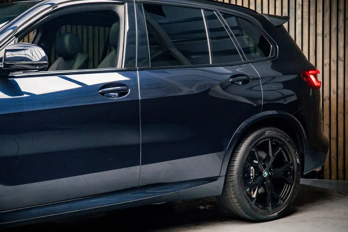 2019-bmw-x5-big-15