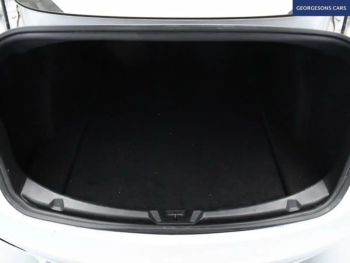 2020-tesla-model-3-e-long-range-big-3