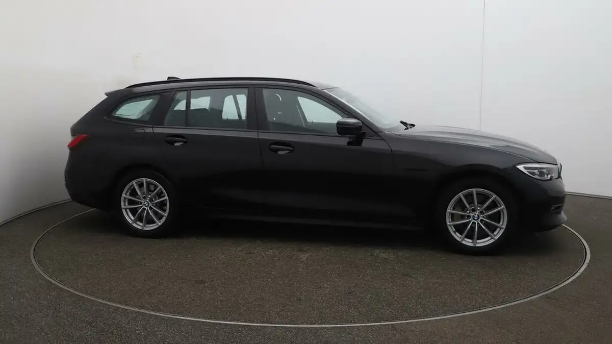 2021-bmw-3-series-20-330e-se-pro-touring-5d-big-46