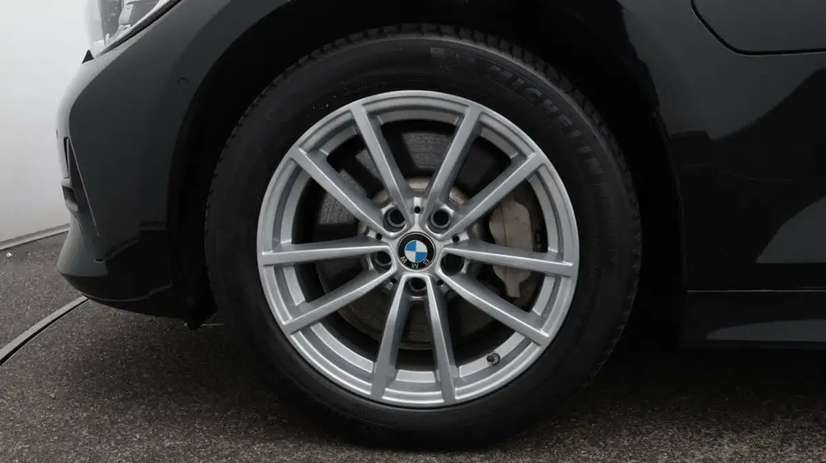 2021-bmw-3-series-20-330e-se-pro-touring-5d-big-18