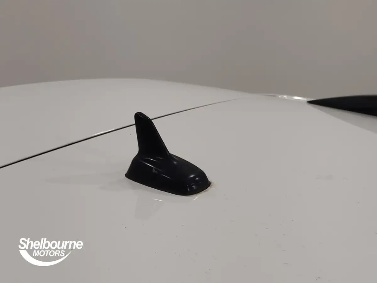 2019-skoda-octavia-16tdi-se-technology-estate-big-44