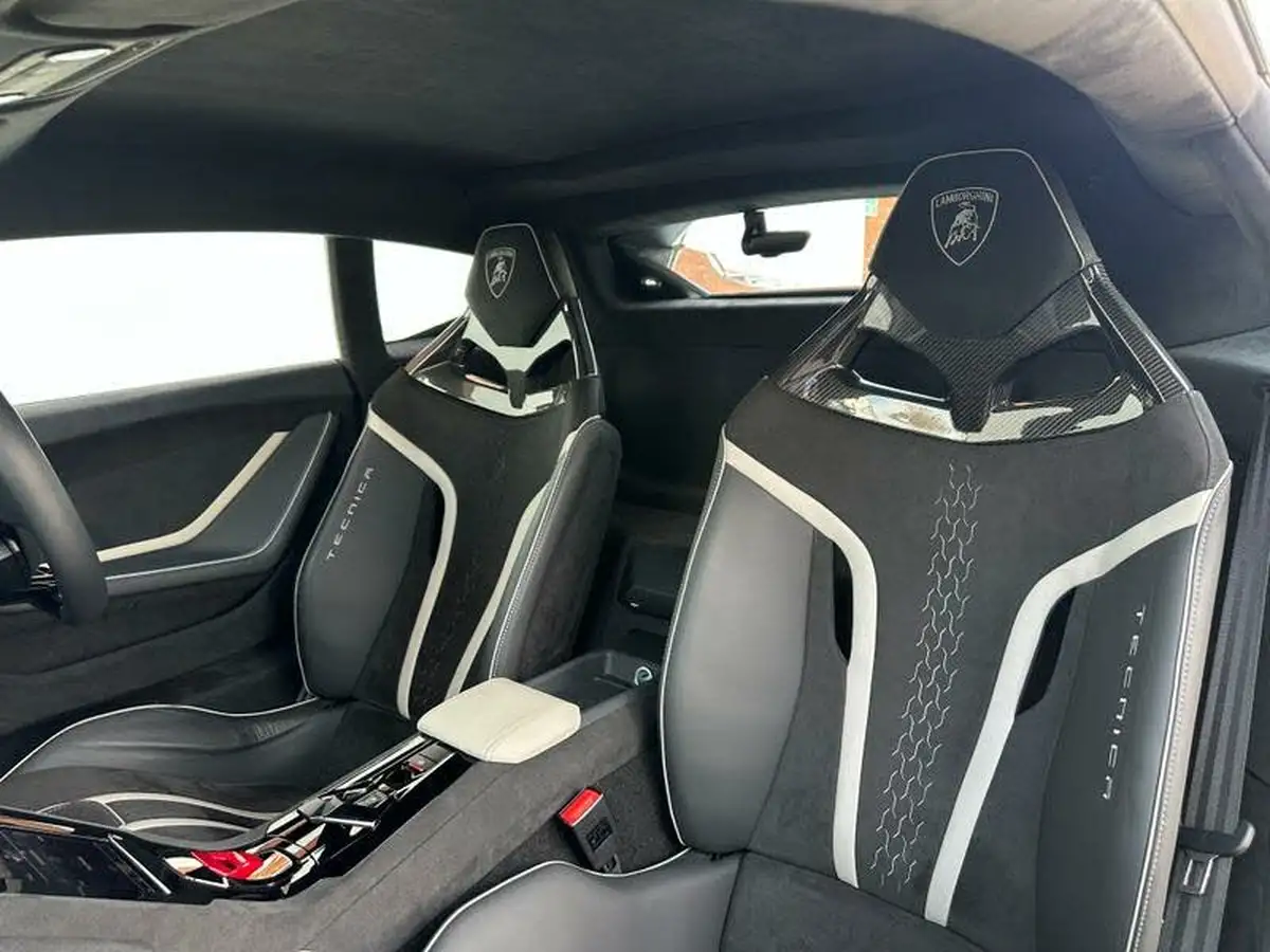 2023-lamborghini-huracan-52-tecnica-big-6