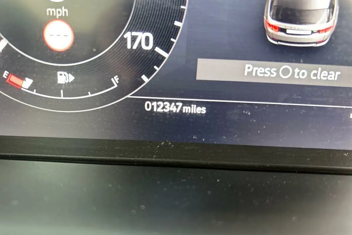 2023-land-rover-discovery-sport-15-p300e-dynamic-hse-big-13