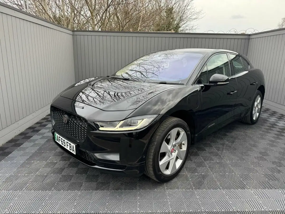 2019-jaguar-i-pace-ev400-se-big-1