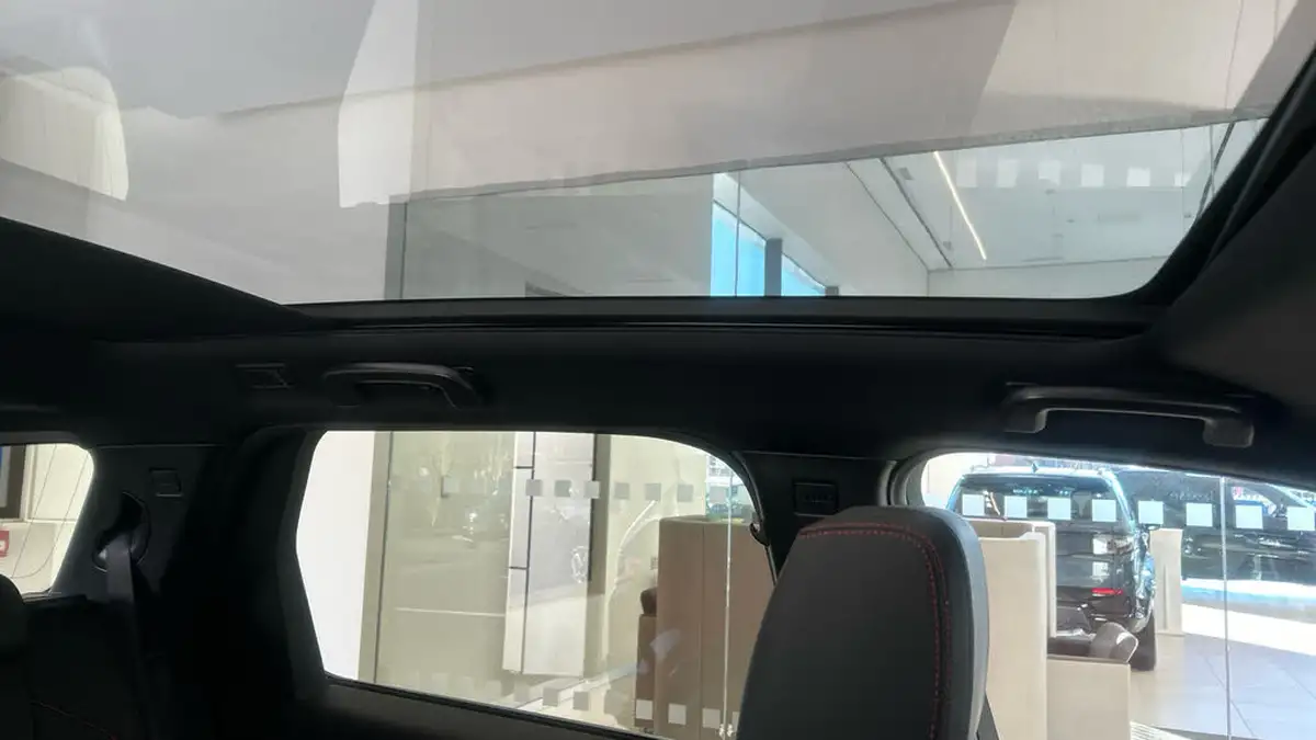 2021-land-rover-discovery-sport-20-d200-r-dynamic-se-big-24