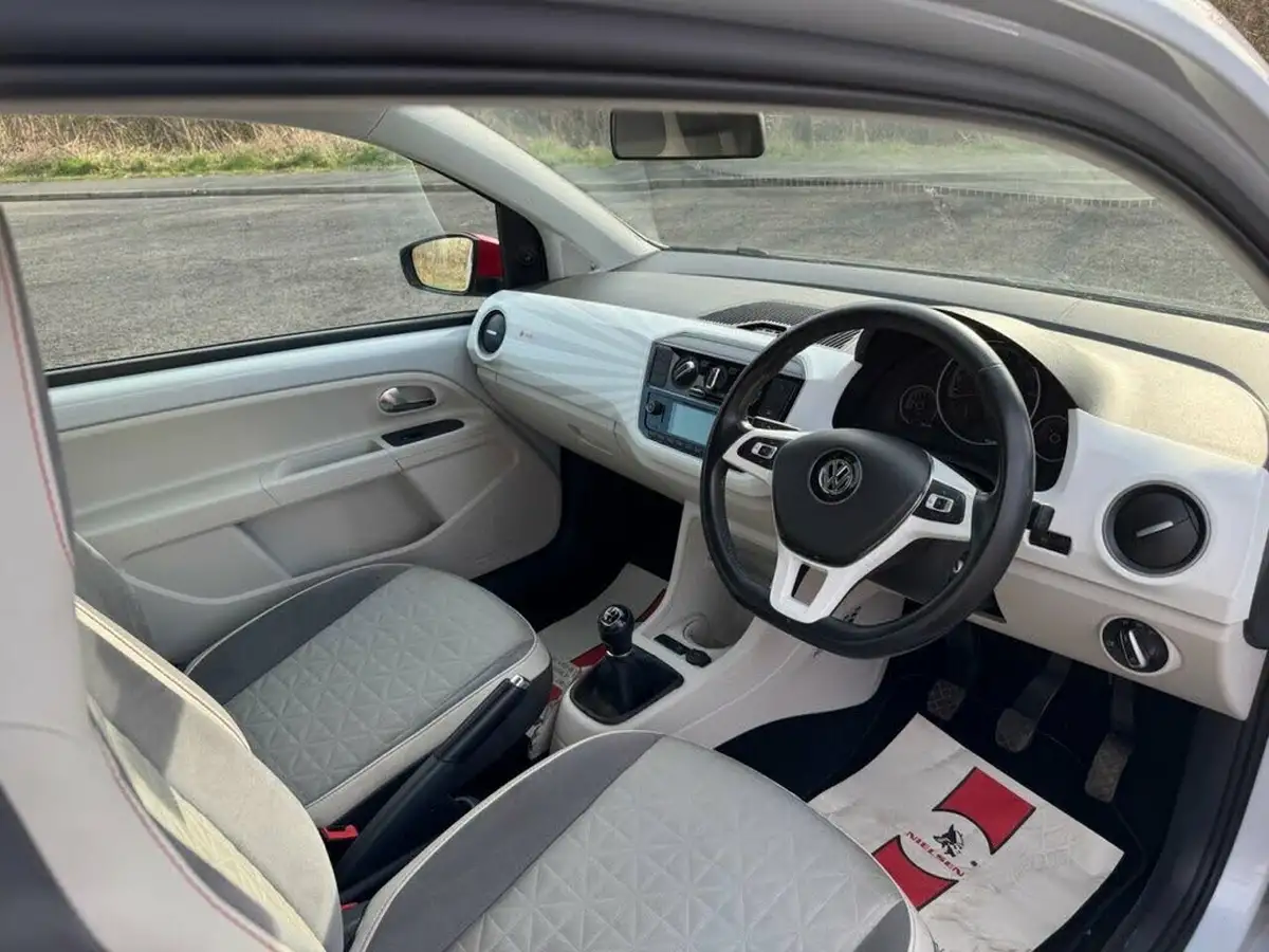 2017-volkswagen-up-10-up-beats-75ps-3d-big-15