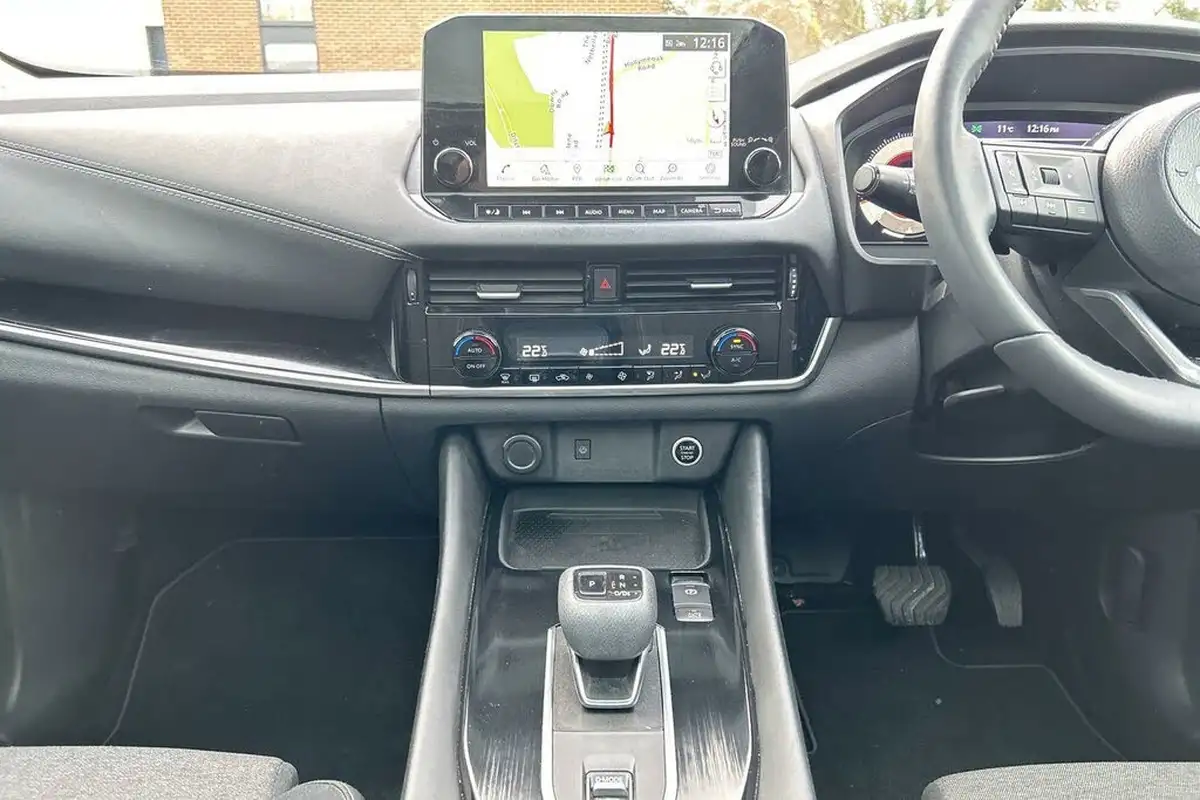 2021-nissan-qashqai-13-dig-t-premiere-edition-158ps-x-tronic-big-34