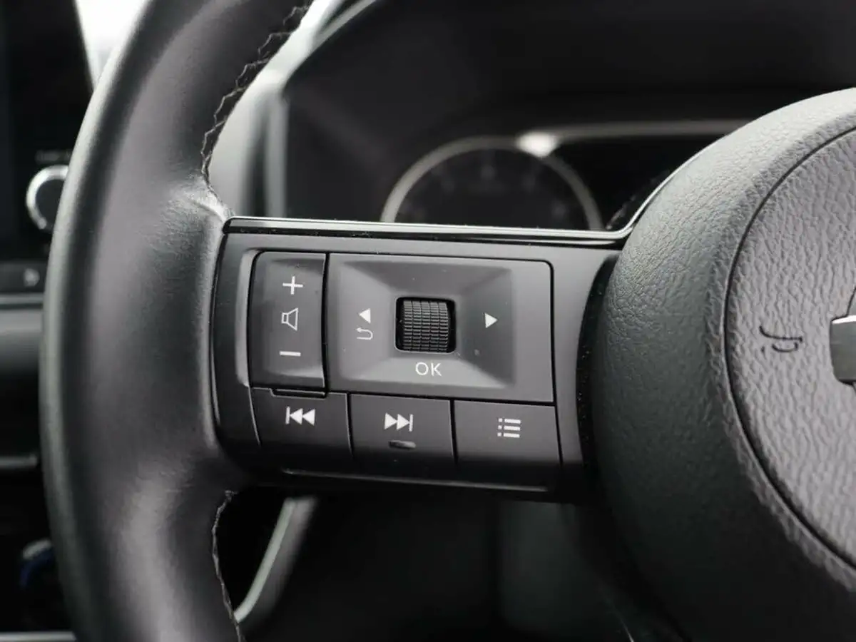 2021-nissan-qashqai-13-dig-t-acenta-premium-140ps-big-24