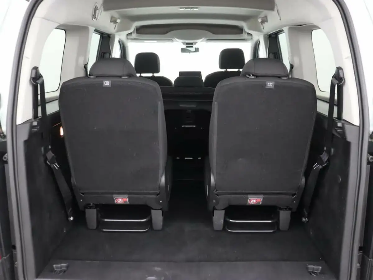 2020-citroen-berlingo-15bluehdi-flair-xl-size-130ps-big-17