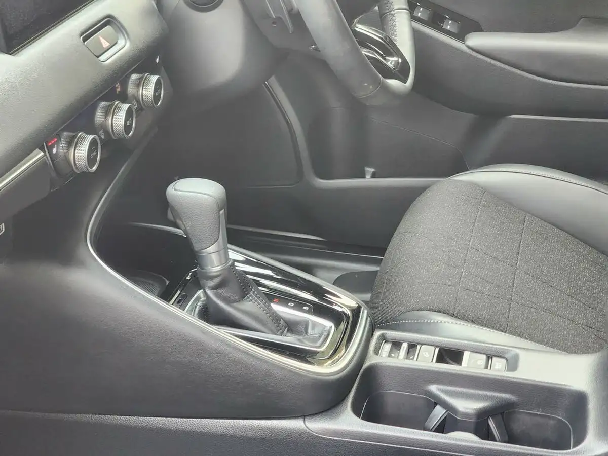 2024-honda-hr-v-15-i-mmd-advance-big-51