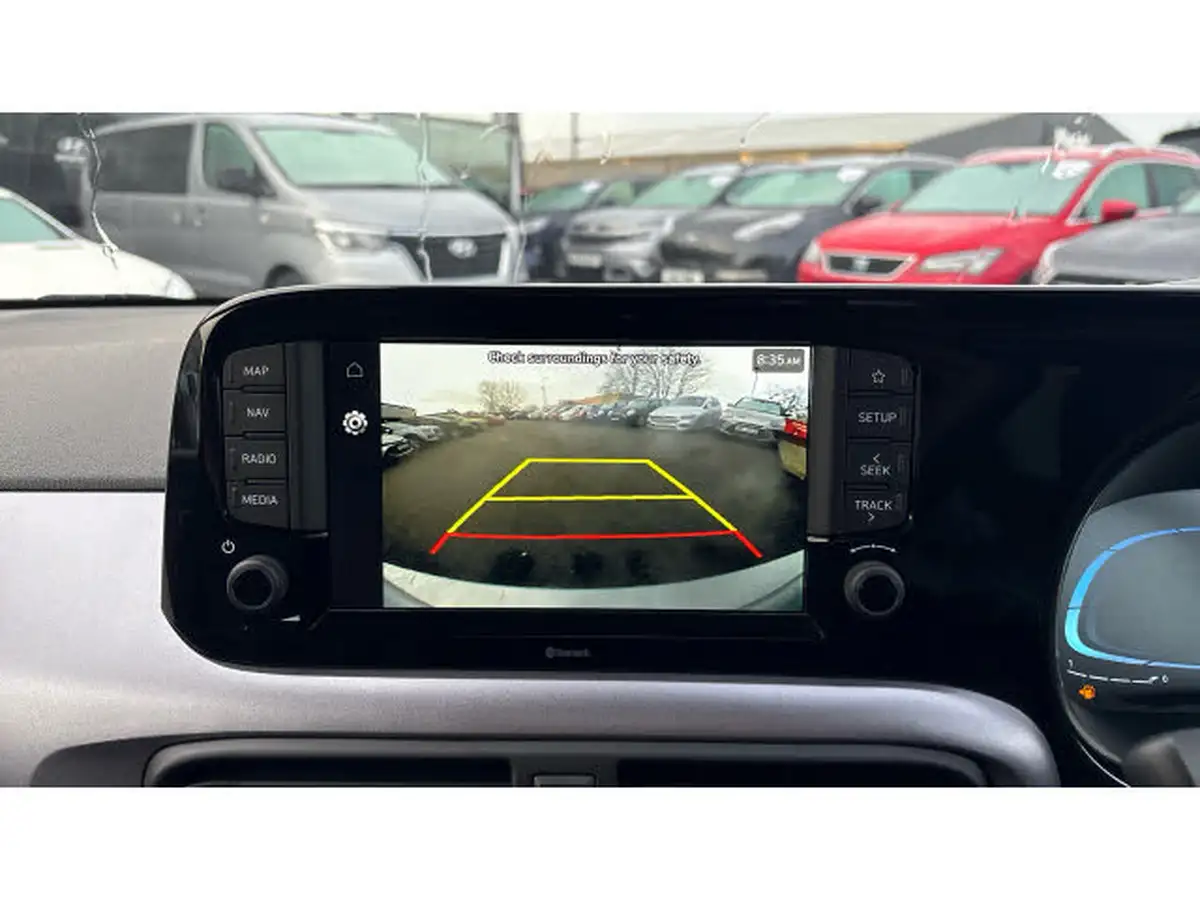 2024-hyundai-i10-12-premium-79ps-big-48