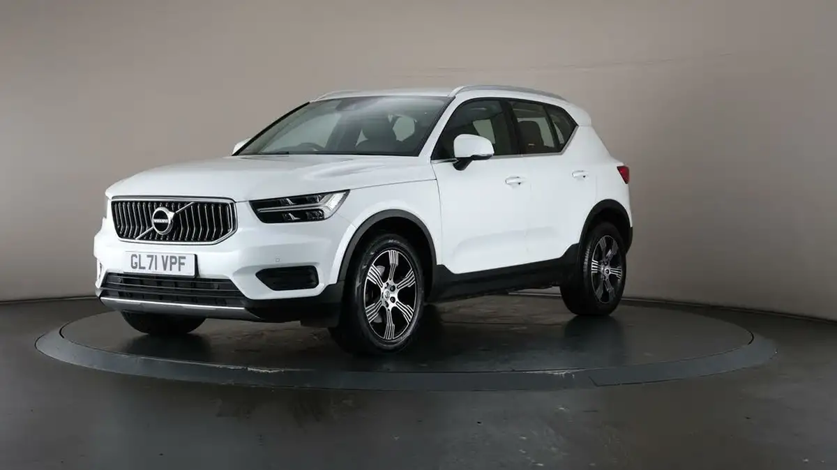 2022-volvo-xc40-20-b4-inscription-awd-big-34