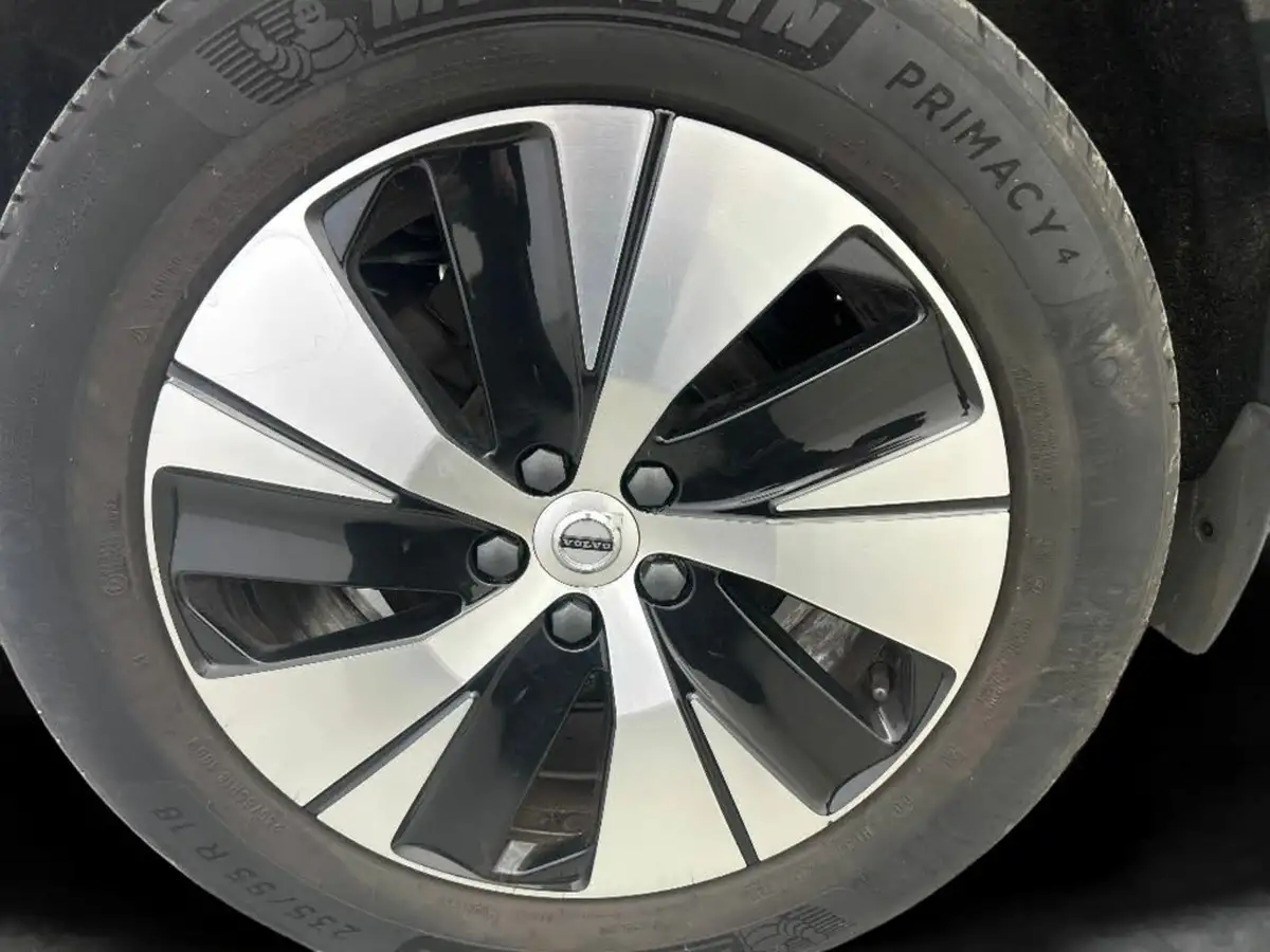 2022-volvo-xc40-15-t4-inscription-expression-big-10