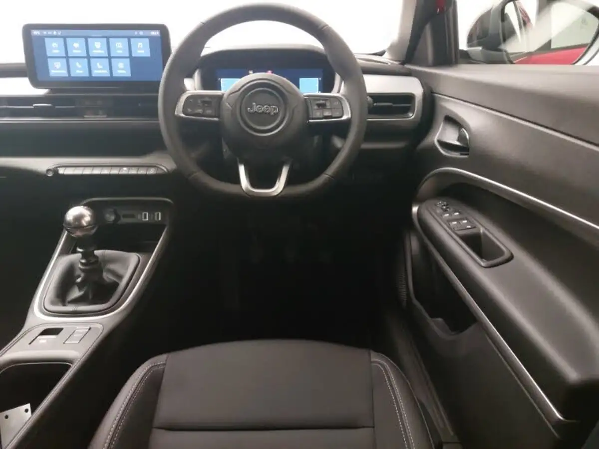 2025-jeep-avenger-12-gse-summit-big-6