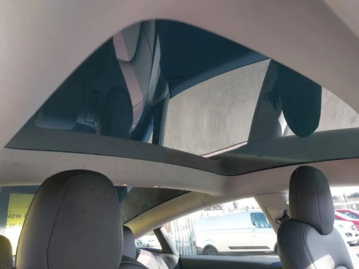 2021-tesla-model-3-e-long-range-awd-big-12