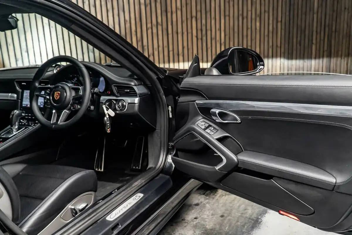 2017-porsche-911-30-carrera-4-s-420bhp-4-s-coupe-pdk-big-28