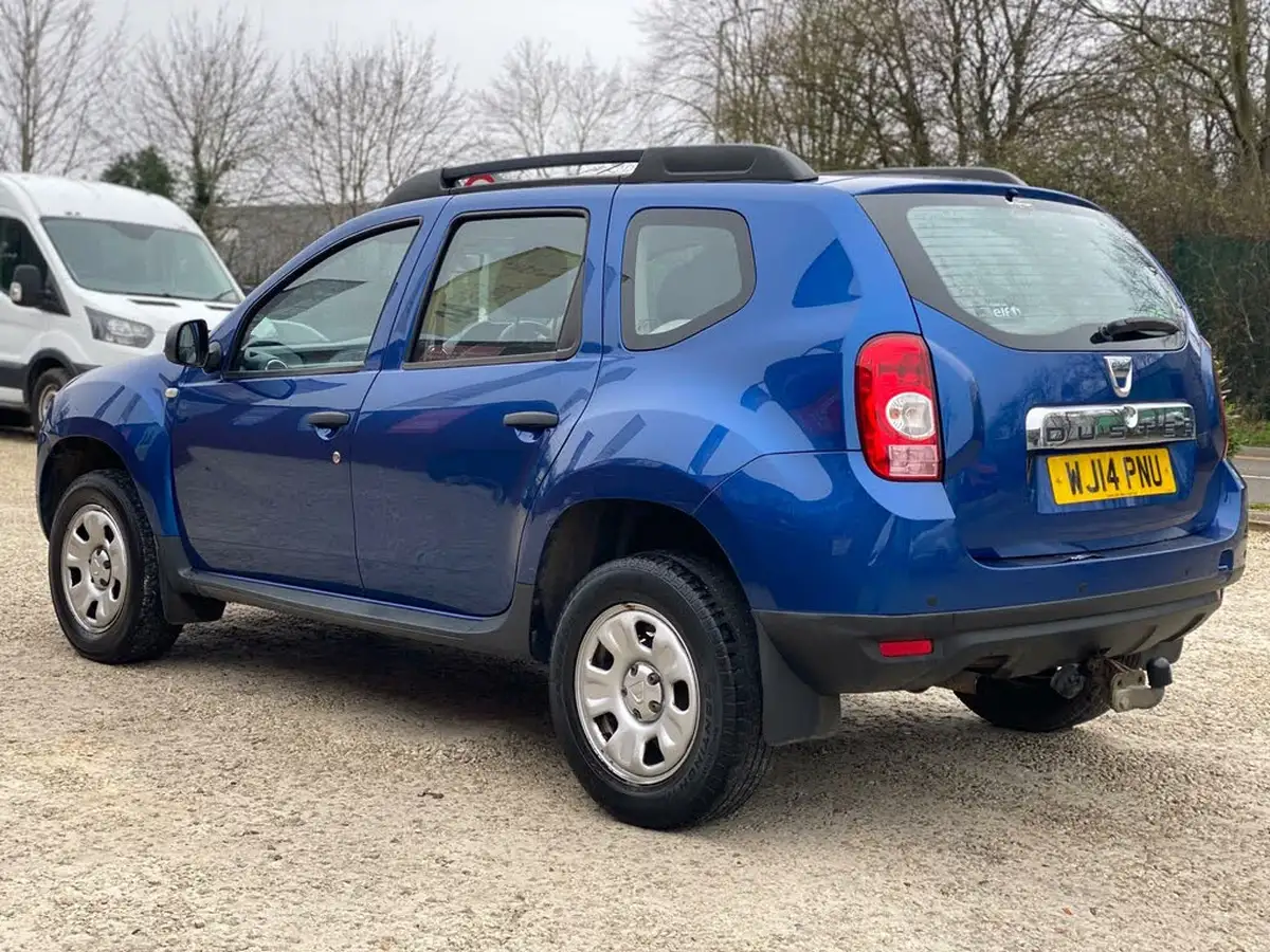 2014-dacia-duster-15d-ambiance-110-107bhp-big-3