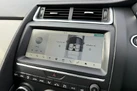 2019-jaguar-e-pace-20-i4-hse-200ps-small-26
