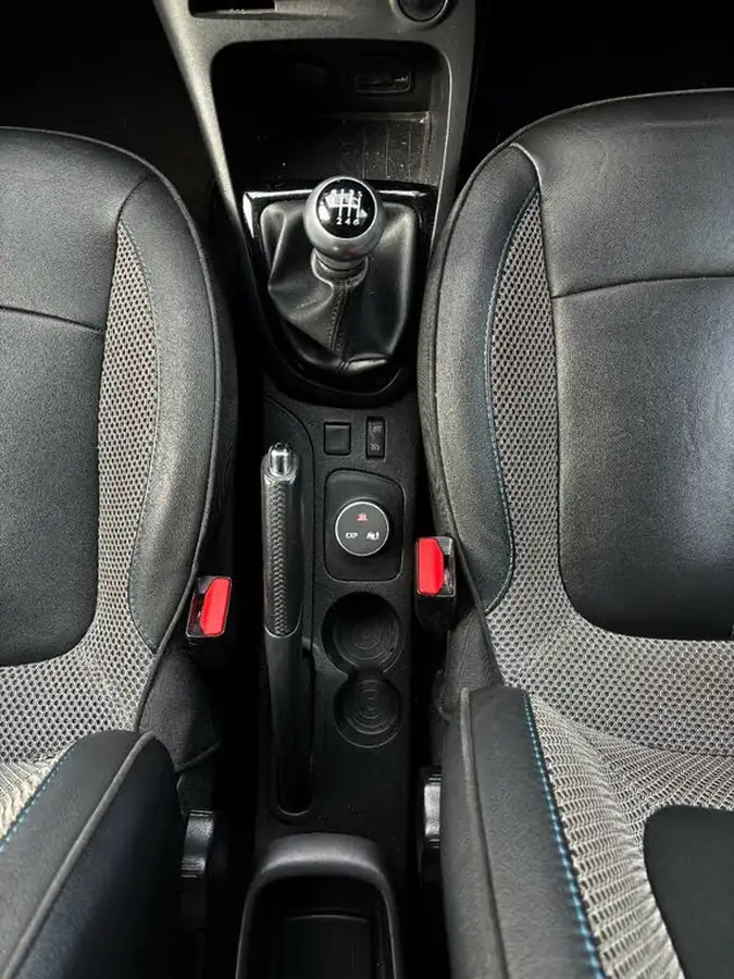 2017-renault-captur-15dci-iconic-nav-110bhp-energy-ss-big-29