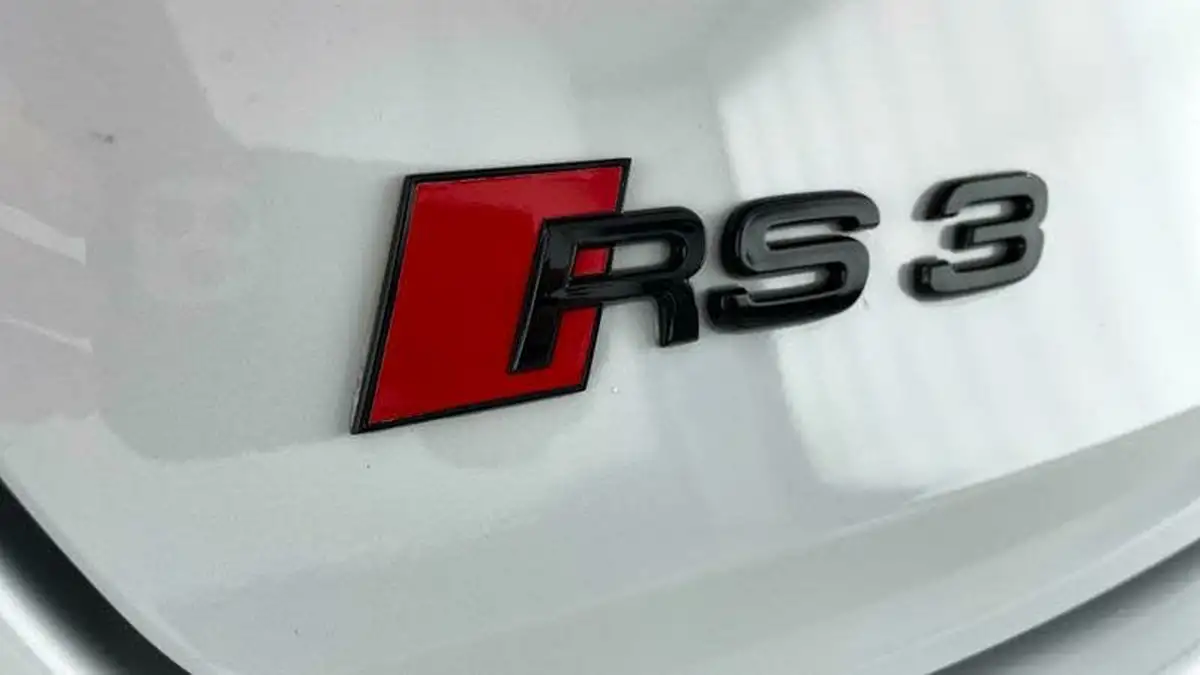2023-audi-rs3-25-tfsi-vorsprung-sportback-5d-big-38