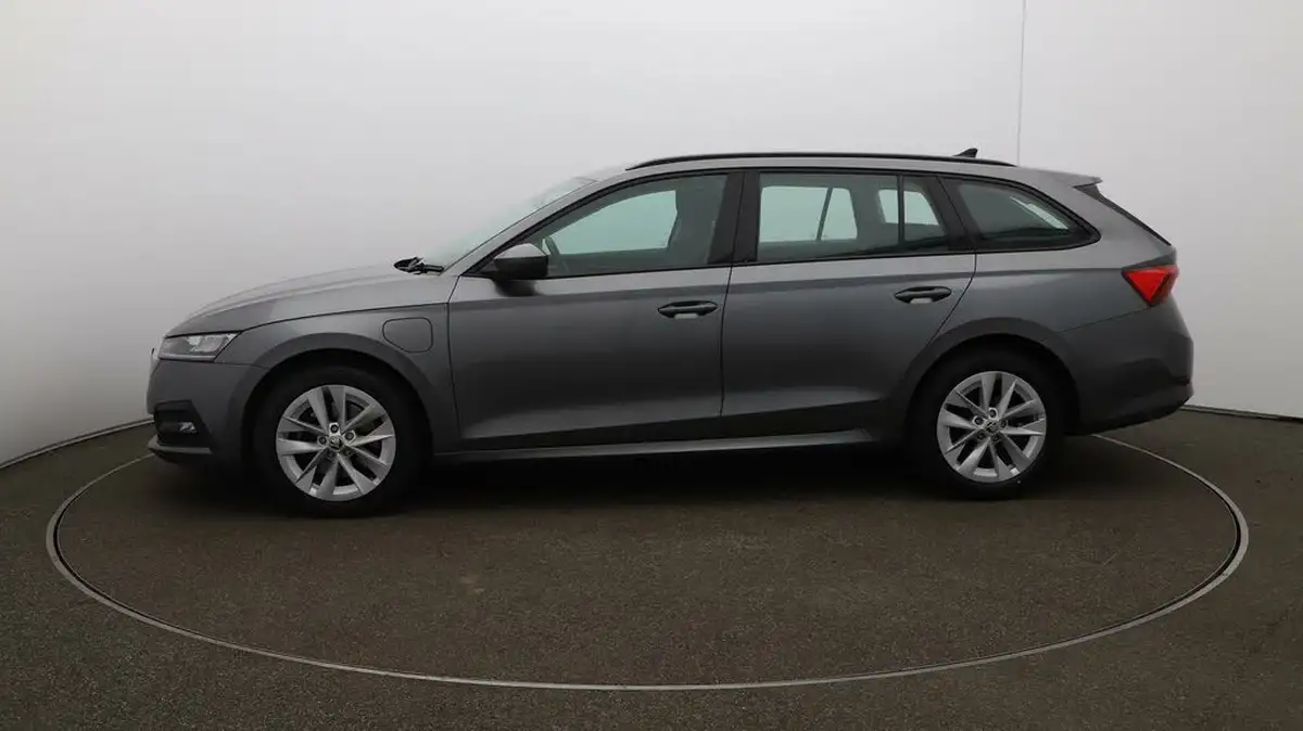 2022-skoda-octavia-14-tsi-se-technology-estate-big-4