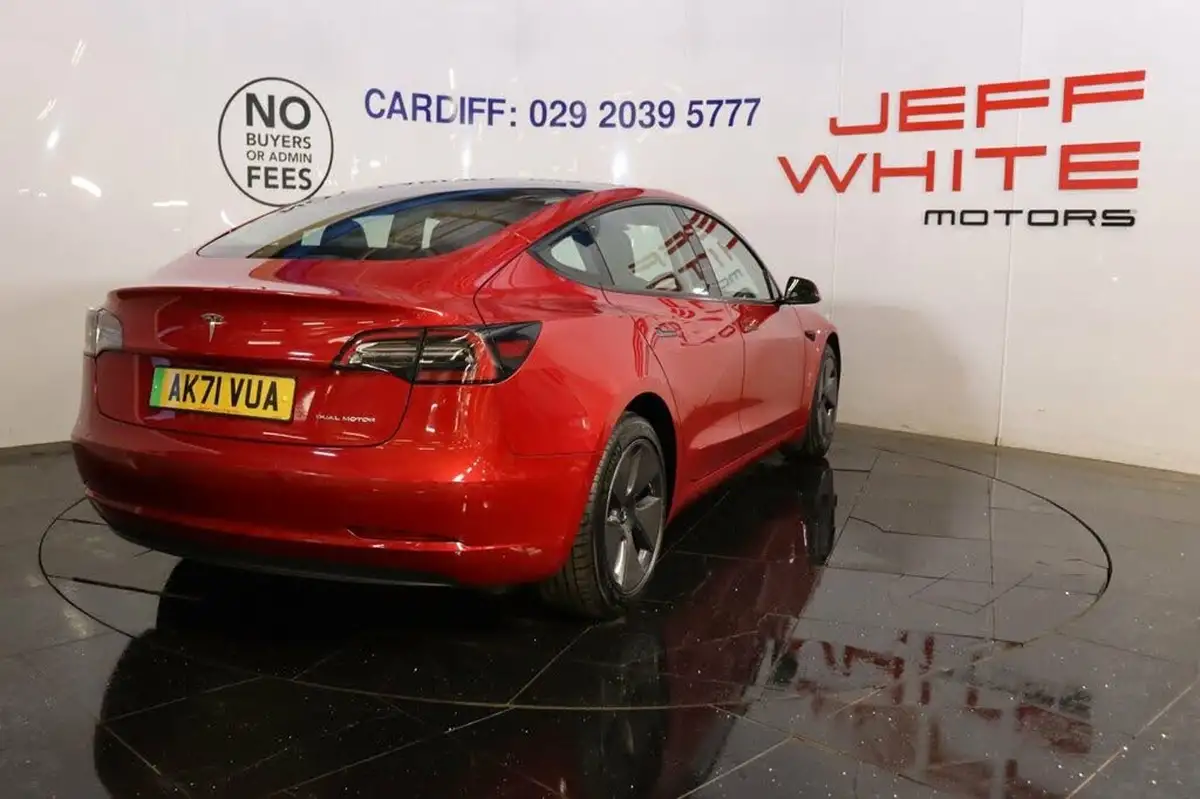 2021-tesla-model-3-e-long-range-awd-big-4