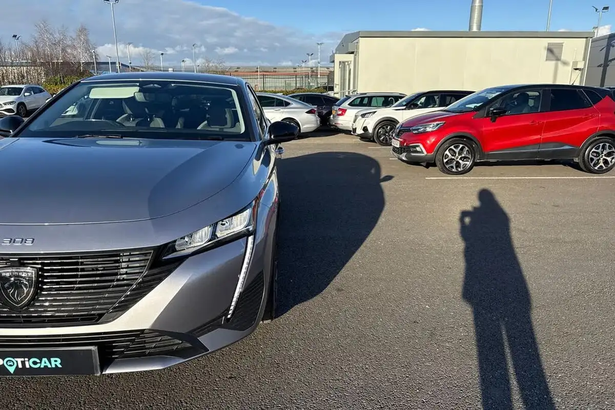 2024-peugeot-308-sw-12-puretech-allure-130ps-ss-eat8-big-25