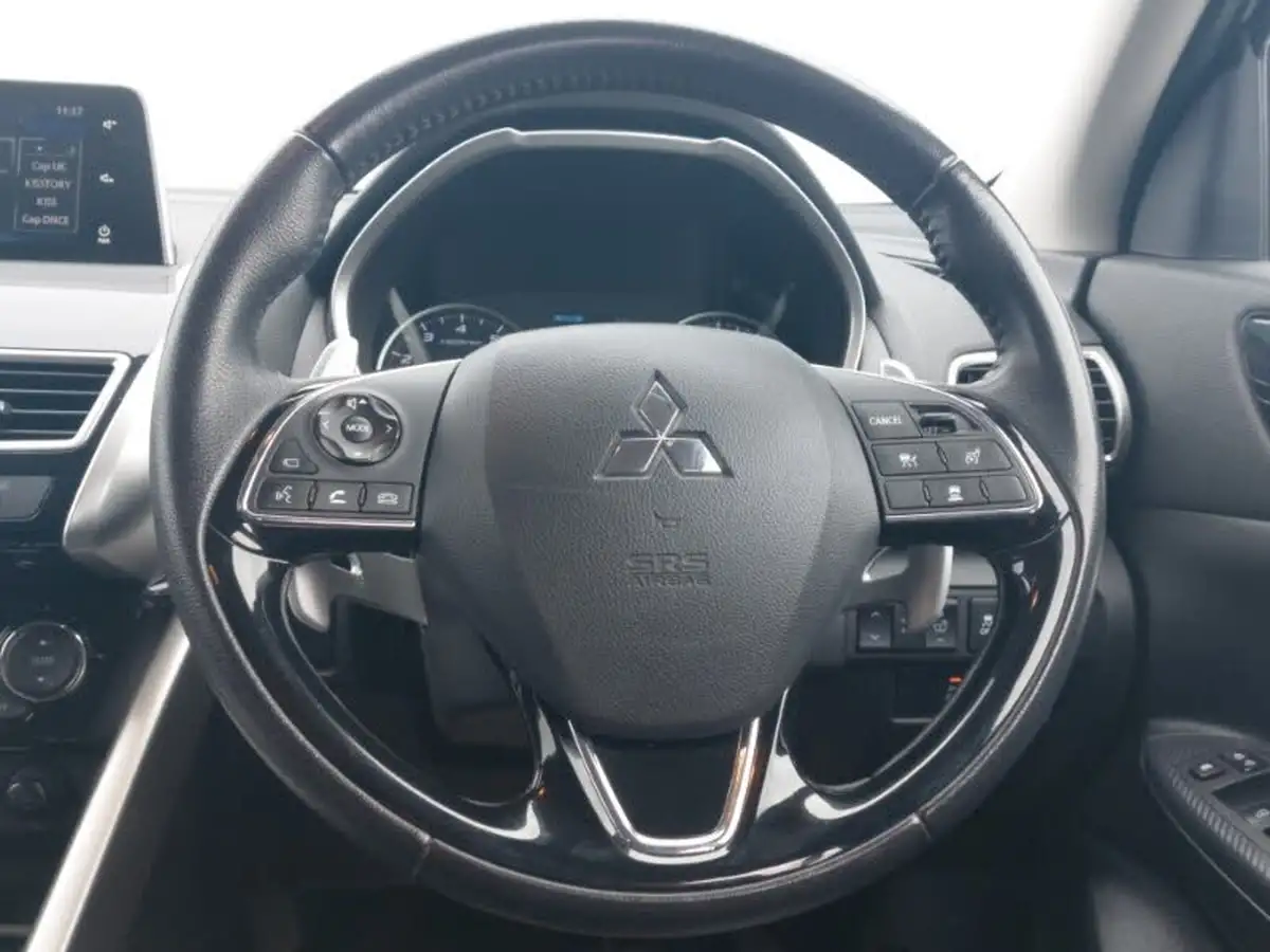 2019-mitsubishi-eclipse-cross-15-black-4wd-auto-big-6