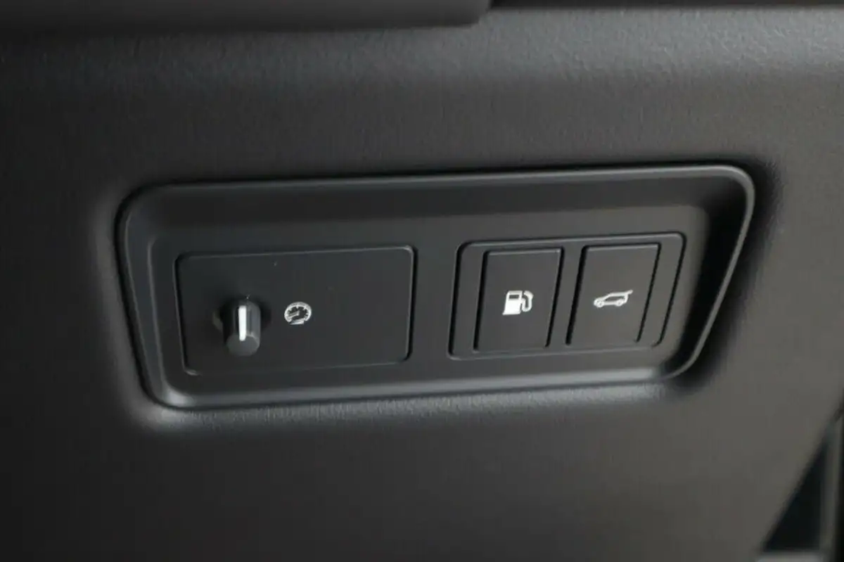 2022-land-rover-range-rover-sport-20-p400e-hse-dynamic-big-28