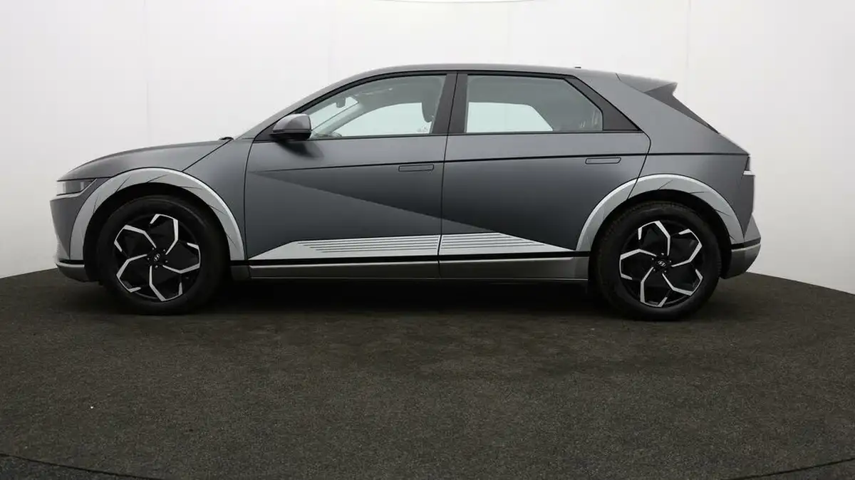 2023-hyundai-ioniq-5-e-premium-325ps-77kwh-awd-big-3