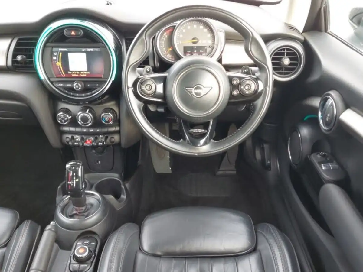 2019-mini-cooper-20-cooper-s-exclusive-189bhp-hatchback-3d-auto-big-6