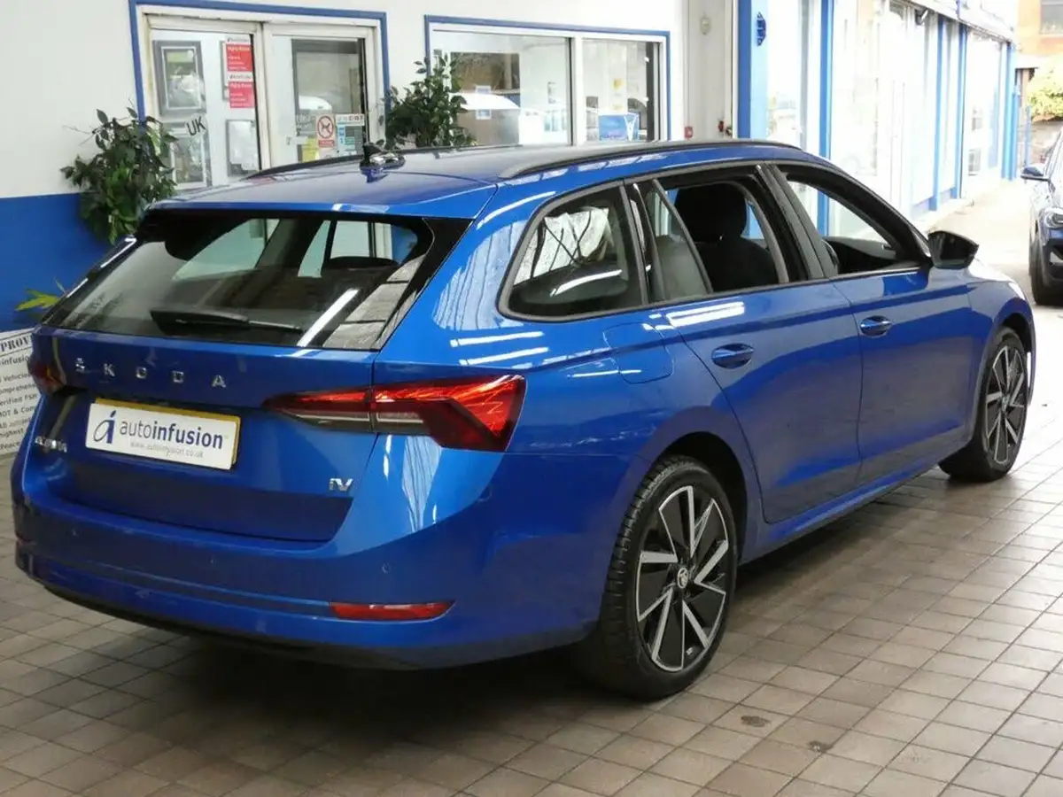 2021-skoda-octavia-14-tsi-se-technology-estate-big-34