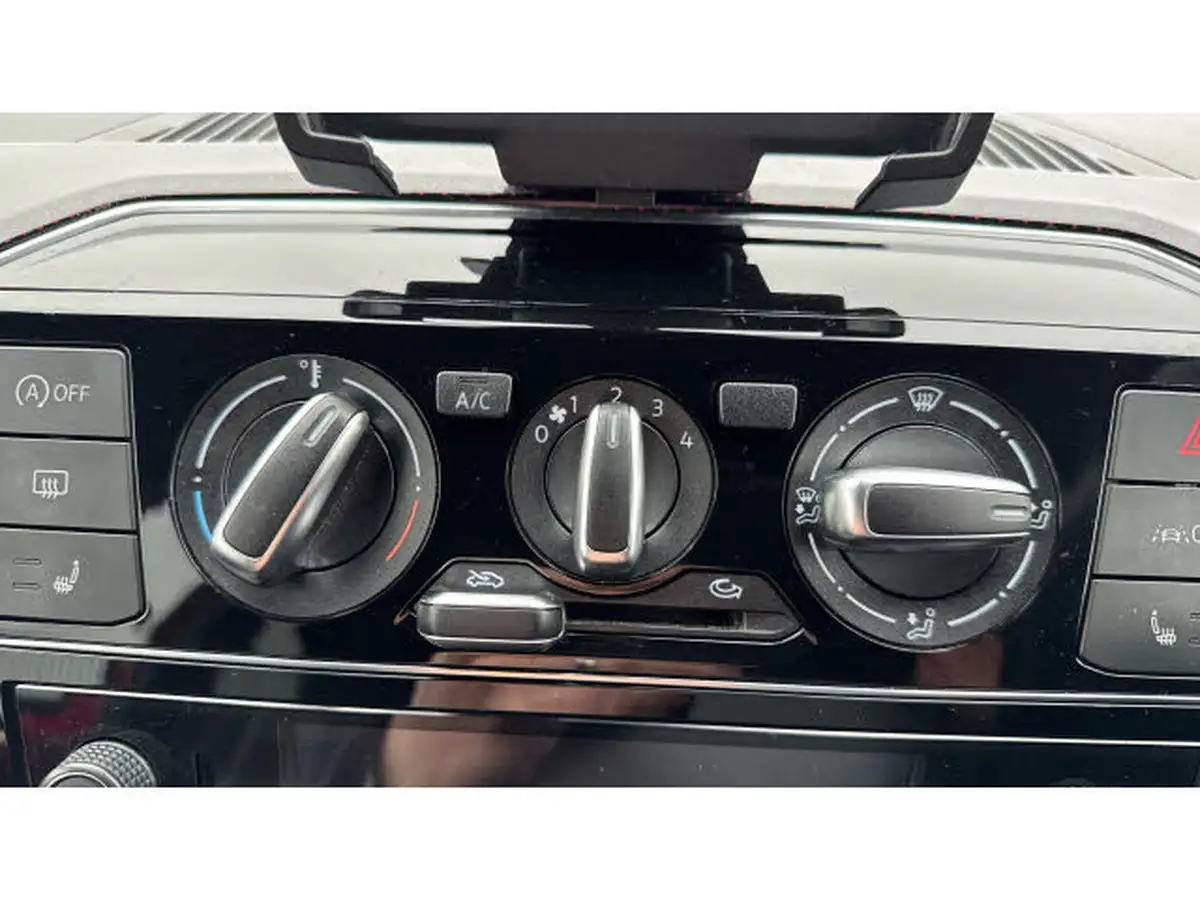 2021-volkswagen-up-10-gti-3d-big-20